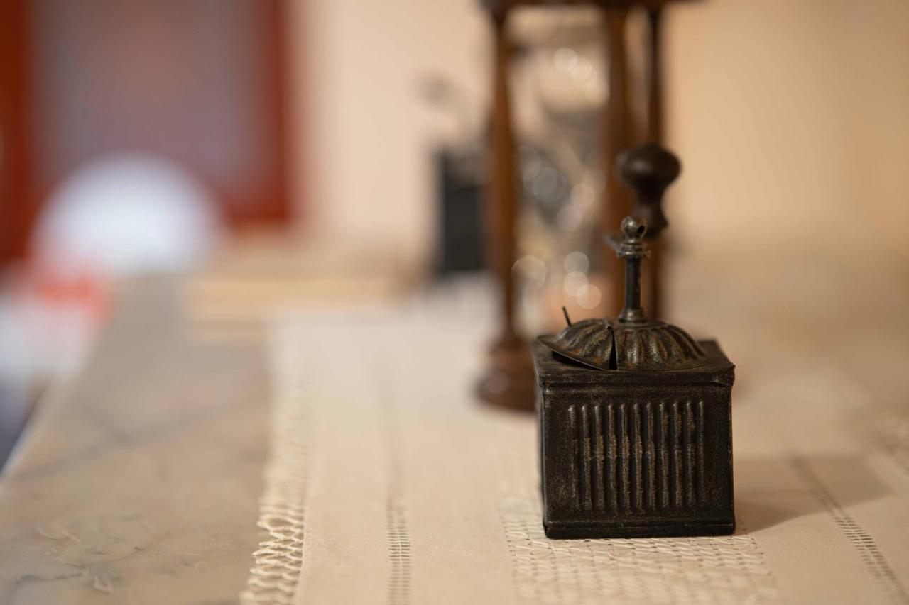 B&B Palazzo La Traja ガリアーノ・デル・カーポ エクステリア 写真