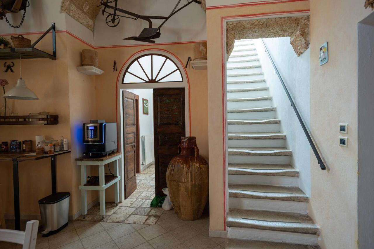 B&B Palazzo La Traja ガリアーノ・デル・カーポ エクステリア 写真