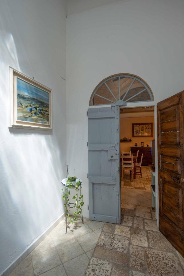 B&B Palazzo La Traja ガリアーノ・デル・カーポ エクステリア 写真